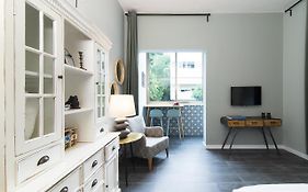 Talent Boutique By Tlv2Rent